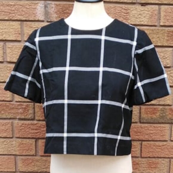 Banana Republic mid crop top - Picture 1 of 5